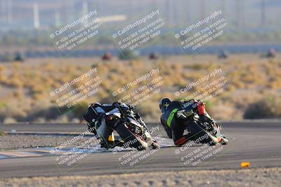 media/Nov-19-2023-CVMA (Sun) [[1f3d1b7ccb]]/Race 17 Amateur Supersport Middleweight/